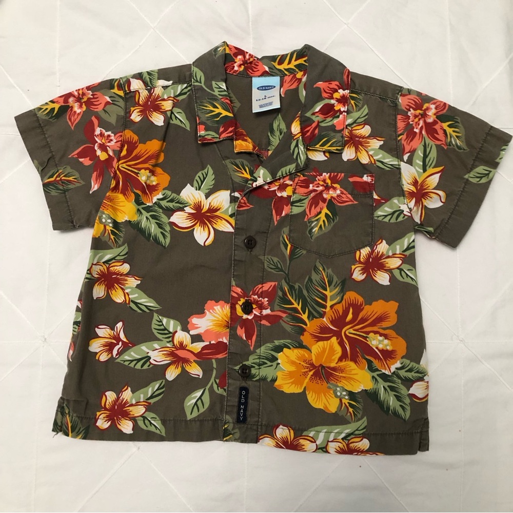 Old Navy Button-Up Hawaiian-Style Shirt